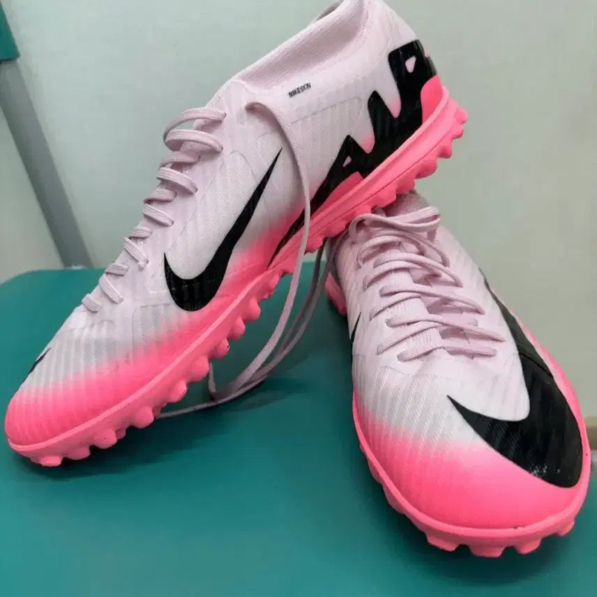 [BUNJANG] Nike Mercurial Pink Soccer Cleats / 나이키 머큐리얼 핑크 축구화