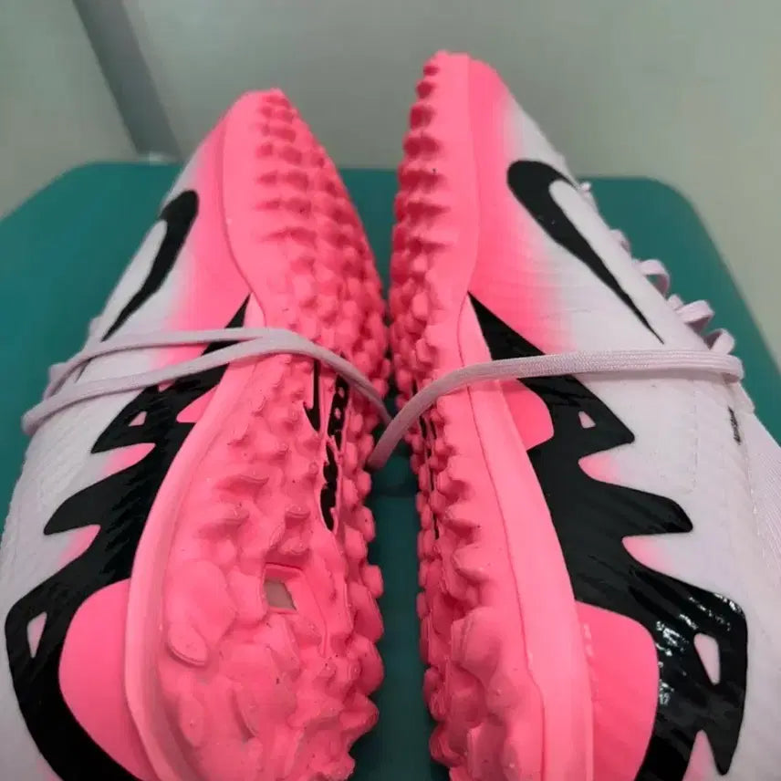 [BUNJANG] Nike Mercurial Pink Soccer Cleats / 나이키 머큐리얼 핑크 축구화