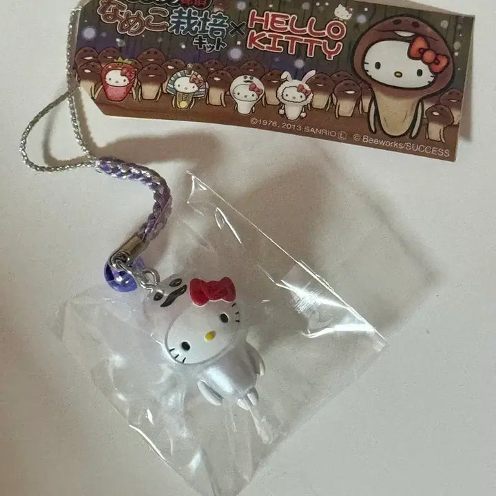 [BUNJANG] Namco x Hello Kitty Ghost Strap / 레어 나메코 키티 유령 스트랩 판매합니다.