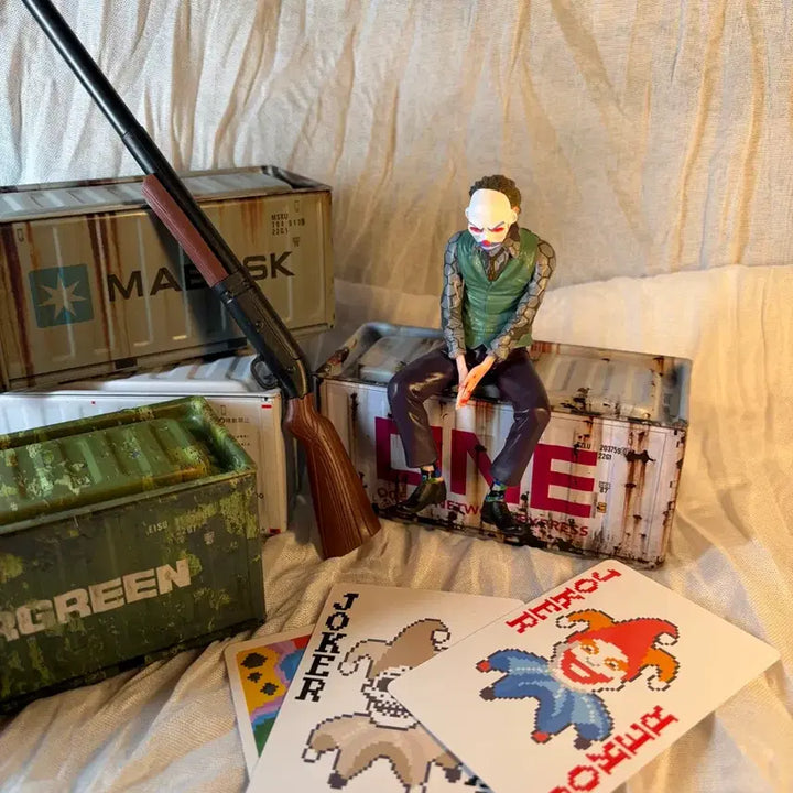 [BUNJANG] Joker Heath Ledger Figure and Goods Set / 조커 피규어+포커카드 그외 굿즈세트