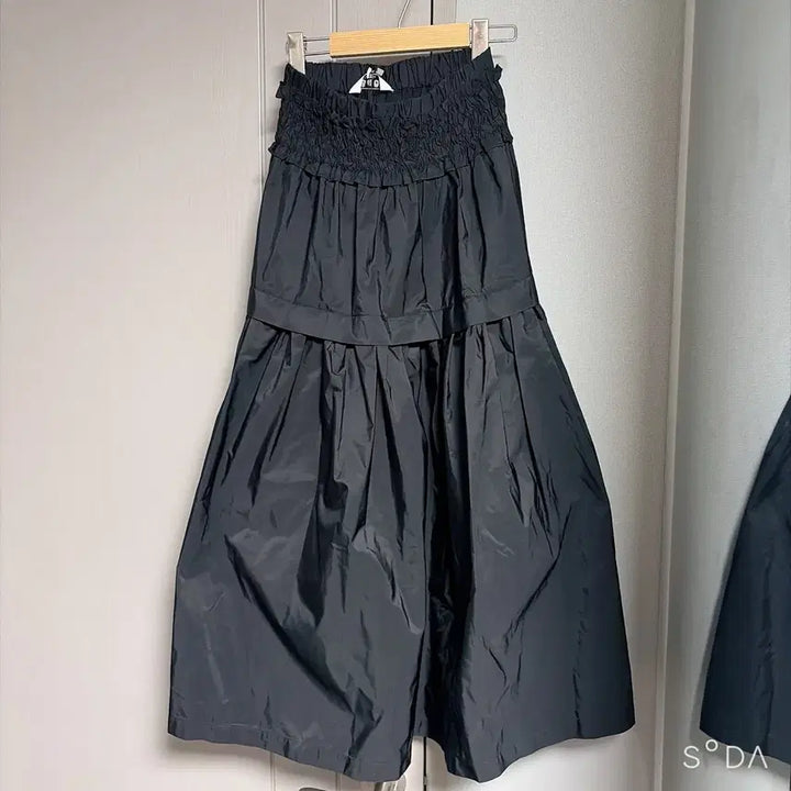 [BUNJANG] Sea New York Smocked Midi Skirt XS / sea newyork 씨뉴욕 스모크 미디 스커트 XS