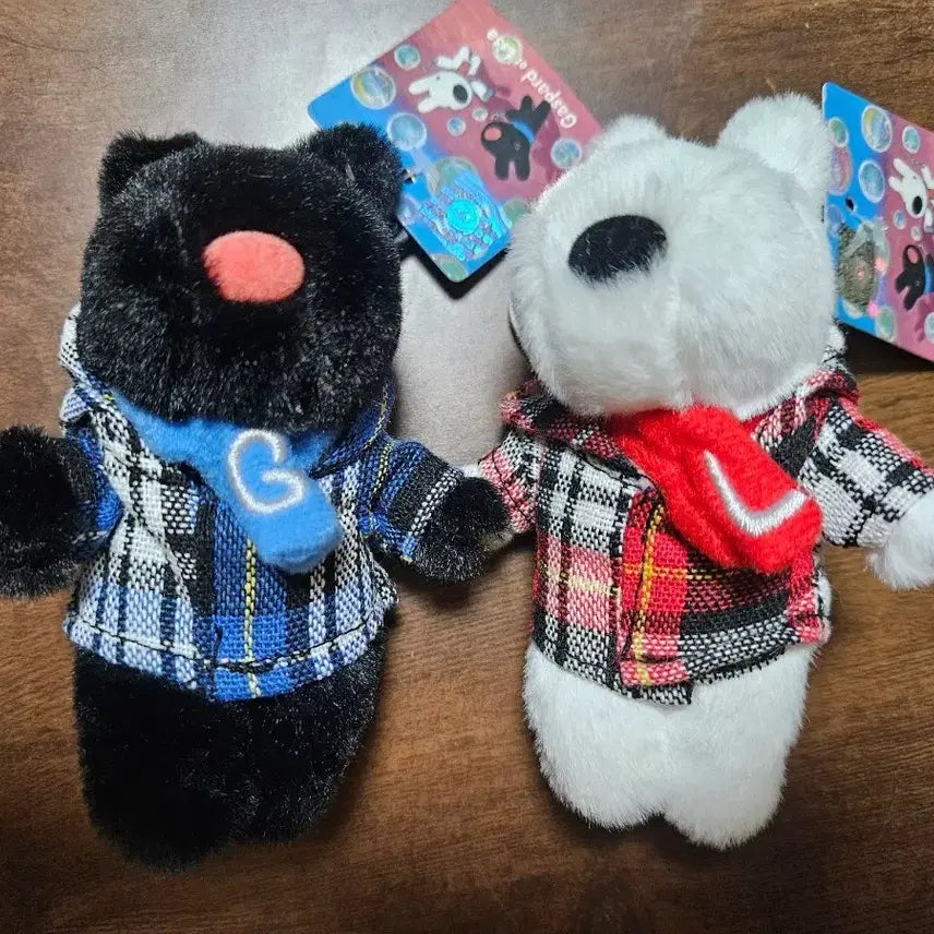 [BUNJANG] Gaspard et Lisa Keychain Bundle (Tags Attached) / 가스파드와리사 키링 일괄 택있음