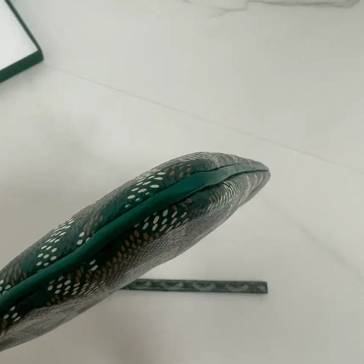 [BUNJANG] Goyard Green Clutch MM with Key Ring / 고야드 그린 클러치mm 키고링까지