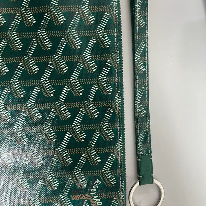 [BUNJANG] Goyard Green Clutch MM with Key Ring / 고야드 그린 클러치mm 키고링까지