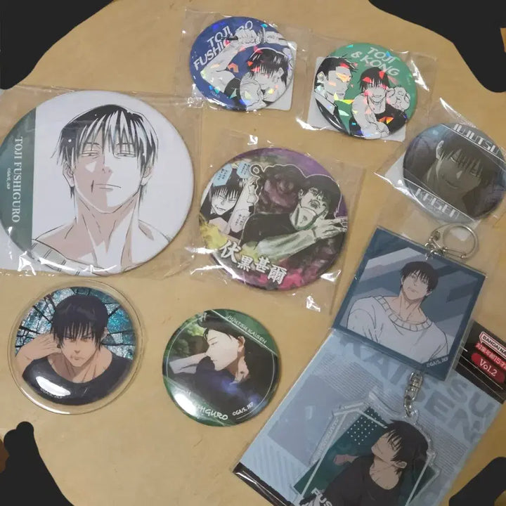 [BUNJANG] Toji Fushiguro Bundle Set / 토우지 캔뱃지+키링 일괄