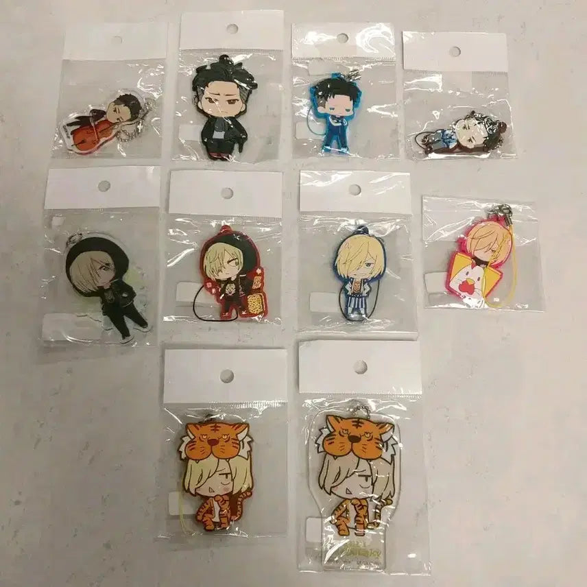 [BUNJANG] Yuri on Ice Yuri Plisetsky Keyring Bundle / 유리온아이스 유리오 유리 프리세츠키 오타백 키링 일괄