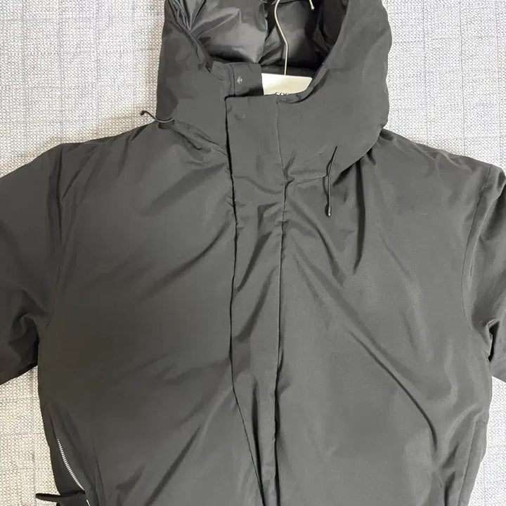 [BUNJANG] Coor Water Repellent Goose Down Jumper (Black) - M / 쿠어 coor 워터 리펠런트 구스다운 점퍼 (블랙) M사이즈