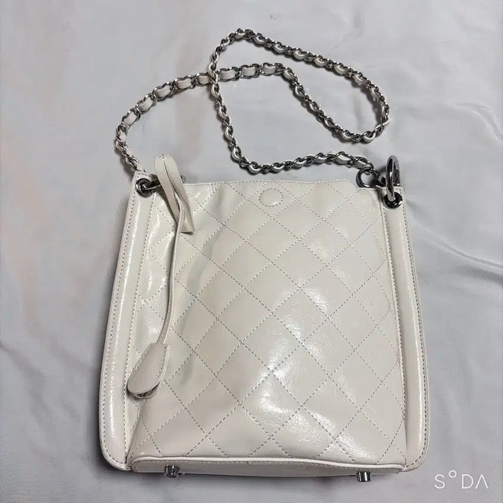 [BUNJANG] Ader &amp; Kamar Bag (Chain Included) / 아더앤드 카마백 (체인포함)