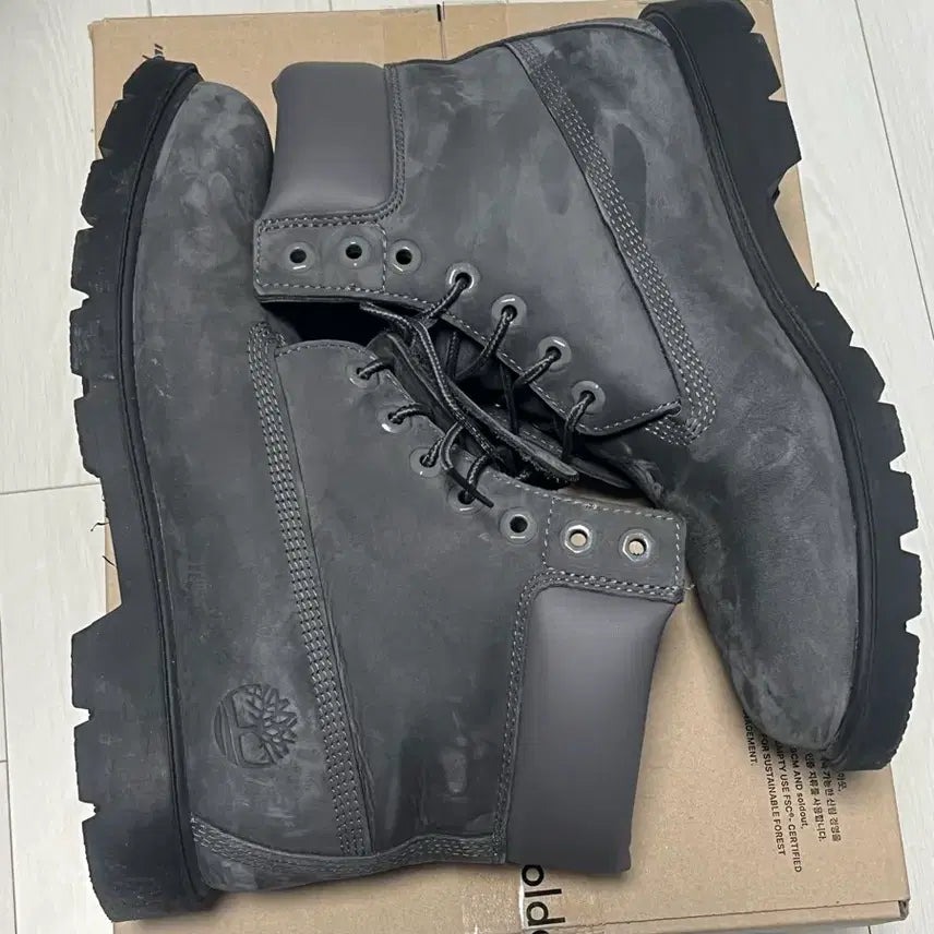 [SOLD OUT] 팀버랜드 6인치 워터프루프 다크그레이 265