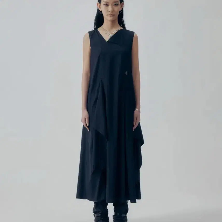 [BUNJANG] Trimming Bird Overlay Draped Sleeveless One-piece / 트리밍버드 오버레이 드레이프 슬리브리스 원피스 블랙