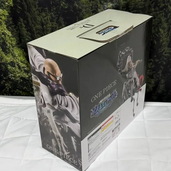 [BUNJANG] One Piece Egghead Arc Nasujuro Saint Figure / (미개봉)원피스 미래섬 에그헤드 제일복권 쿠지 D상 오로성 나스쥬로성