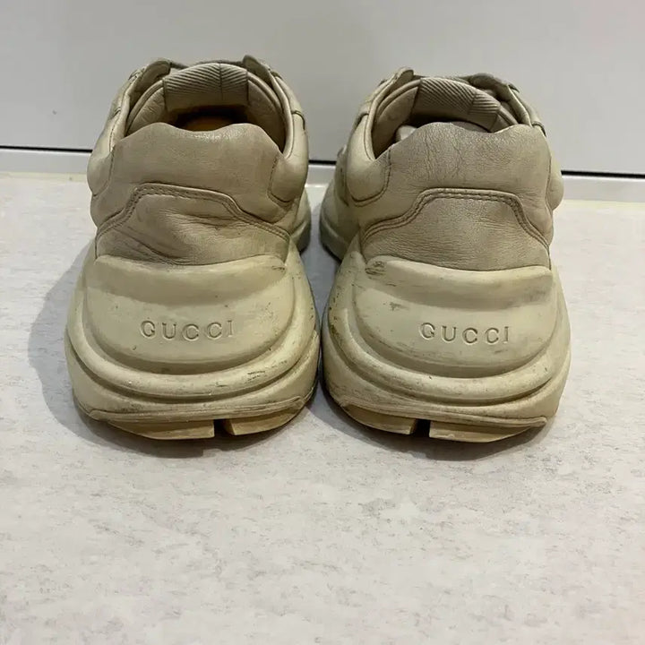 [BUNJANG] Gucci Dirty Rhyton Sneakers (Size 37) / 구찌 더티 라이톤 스니커즈 37
