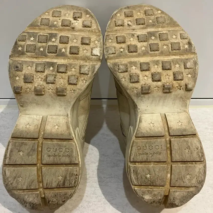 [BUNJANG] Gucci Dirty Rhyton Sneakers (Size 37) / 구찌 더티 라이톤 스니커즈 37