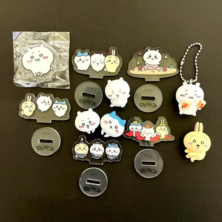 [BUNJANG] Chiikawa Hachiware Usagi Acrylic Stand Keyring Figure Bundle Set / 치이카와 먼작귀 하치와레 우사기 아크릴스탠드 키링 피규어 굿즈