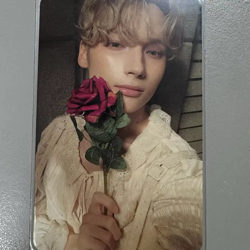[BUNJANG] TXT Huening Kai Photocard / 투바투 휴닝카이 포카 판매