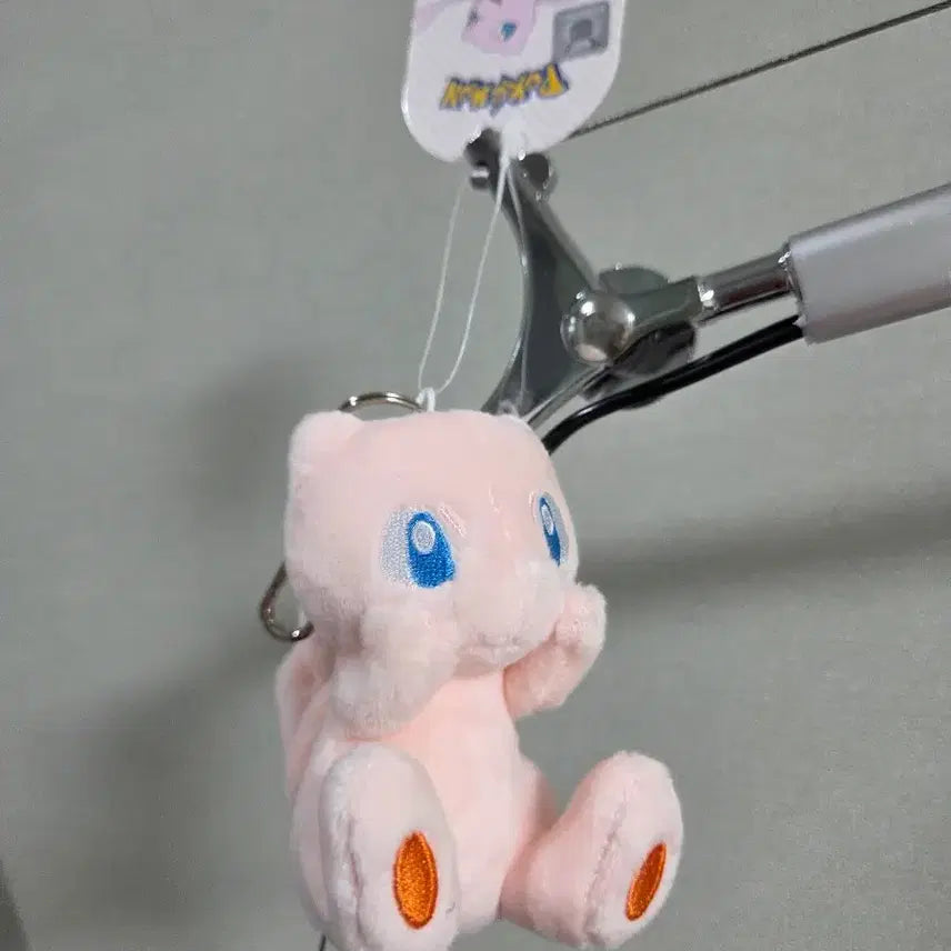 [BUNJANG] Pokemon Mew Plush Keyring / 포켓몬스터 뮤 인형 키링 새상품