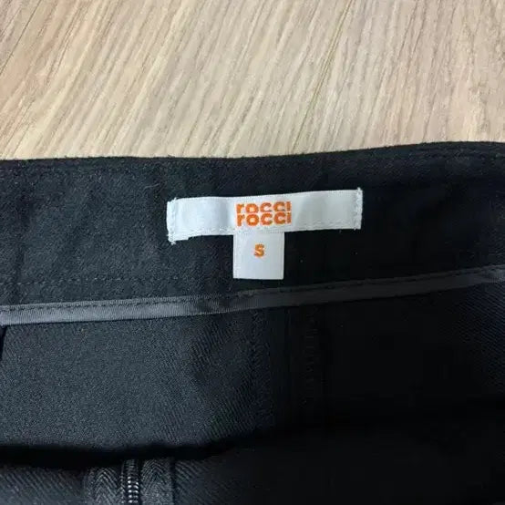 [BUNJANG] Rossi Rossi Rose Skirt Pants / 로씨로씨 치마바지