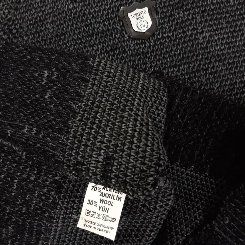 [BUNJANG] TORONTO ROXX V-Neck Knit Sweater (L) / 니트 브이넥 (L)