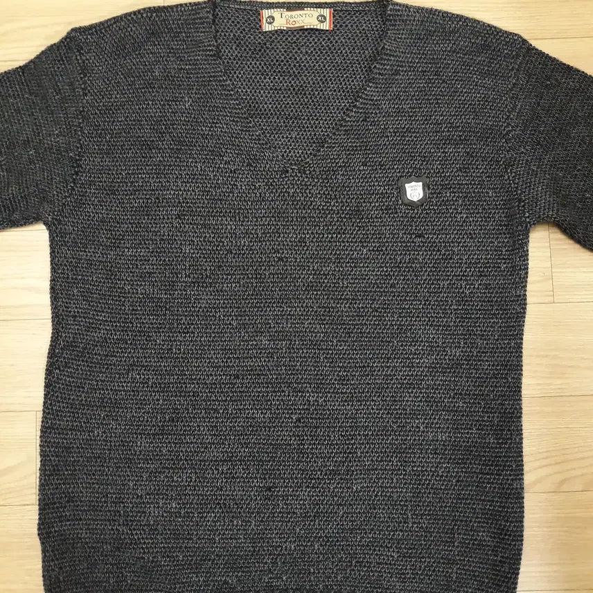 [BUNJANG] TORONTO ROXX V-Neck Knit Sweater (L) / 니트 브이넥 (L)
