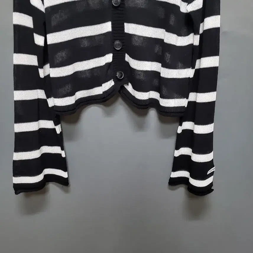 [BUNJANG] Loose Fit Striped Cardigan / 루즈핏 단가라 가디건