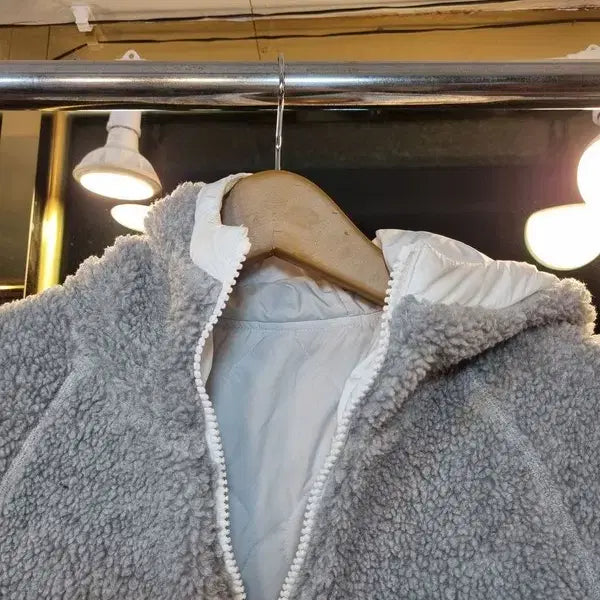 [BUNJANG] Adidas Sherpa Reversible Hooded Zip-Up Jacket / 아디다스 실사이즈 M 양털 뽀글이 쉐르파 양면 후드집업