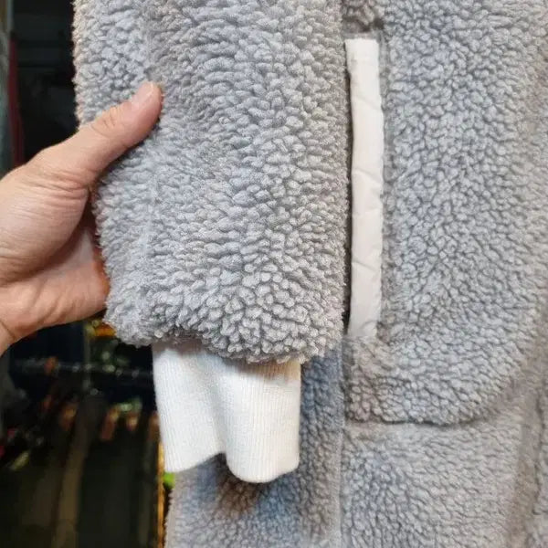 [BUNJANG] Adidas Sherpa Reversible Hooded Zip-Up Jacket / 아디다스 실사이즈 M 양털 뽀글이 쉐르파 양면 후드집업