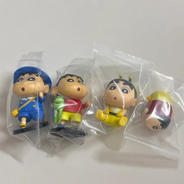 [BUNJANG] Crayon Shin-chan Figure Bundle Set / 짱구 피규어 4종 일괄