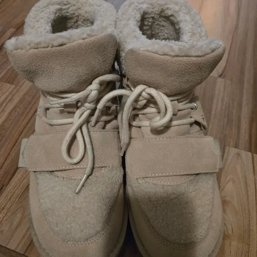 [BUNJANG] Ottie Umu UGG Boots / 260) 오찌 우무 어그부츠