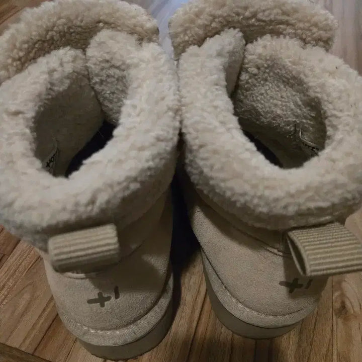 [BUNJANG] Ottie Umu UGG Boots / 260) 오찌 우무 어그부츠