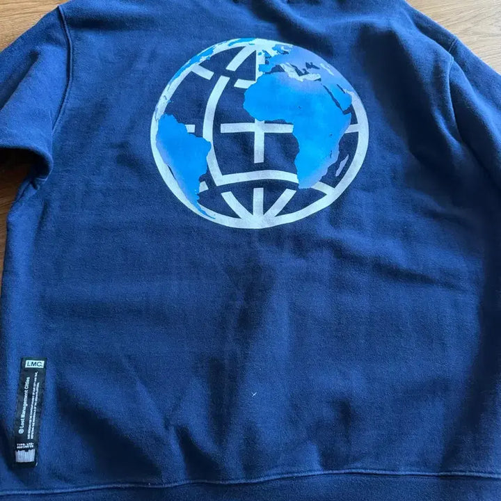 [BUNJANG] LMC Navy Crewneck Sweatshirt / 엘엠씨 맨투맨