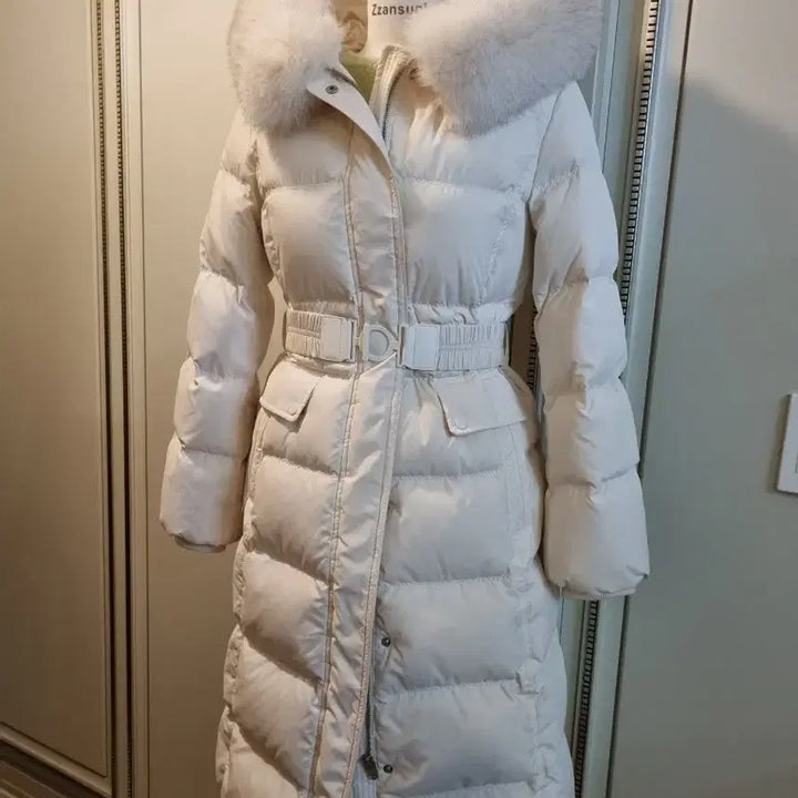 [BUNJANG] NICE CLAUP Saga Fox Fur Padding Jacket / 새상품)나이스크랍 사가폭스퍼패딩