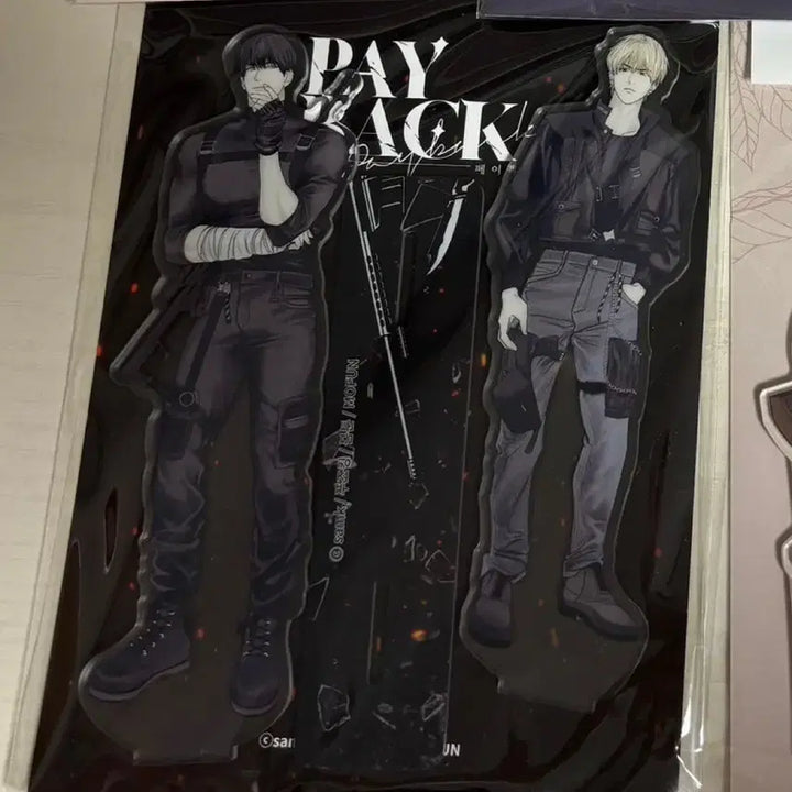 [BUNJANG] Payback Acrylic Stand Keyring Mofun / 페이백 아크릴 스탠드 키링 모펀