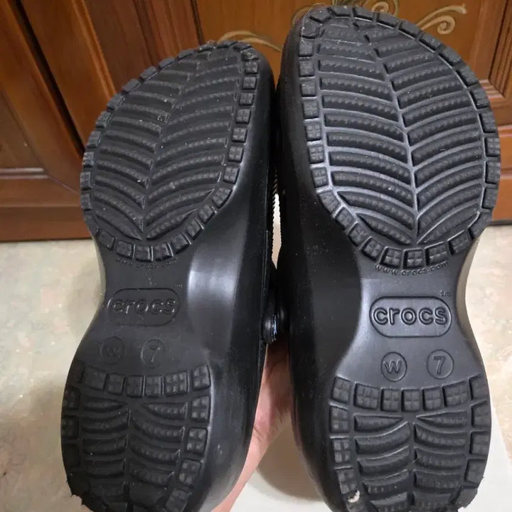 [BUNJANG] Crocs Classic Platform Clog (Size 240) Shoes / 크록스 클래식 플랫폼 클로그 240