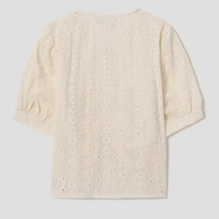 [BUNJANG] 8Seconds Embroidered Lace Front Shirring Summer Blouse / [새상품] 에잇세컨즈 자수 레이스 앞셔링 여름 블라우스