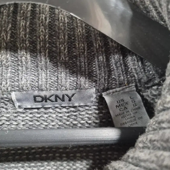 [BUNJANG] DKNY Half-Zip Knit Sweater Gray / DKNY 하프집업 니트 스웨터 그레이