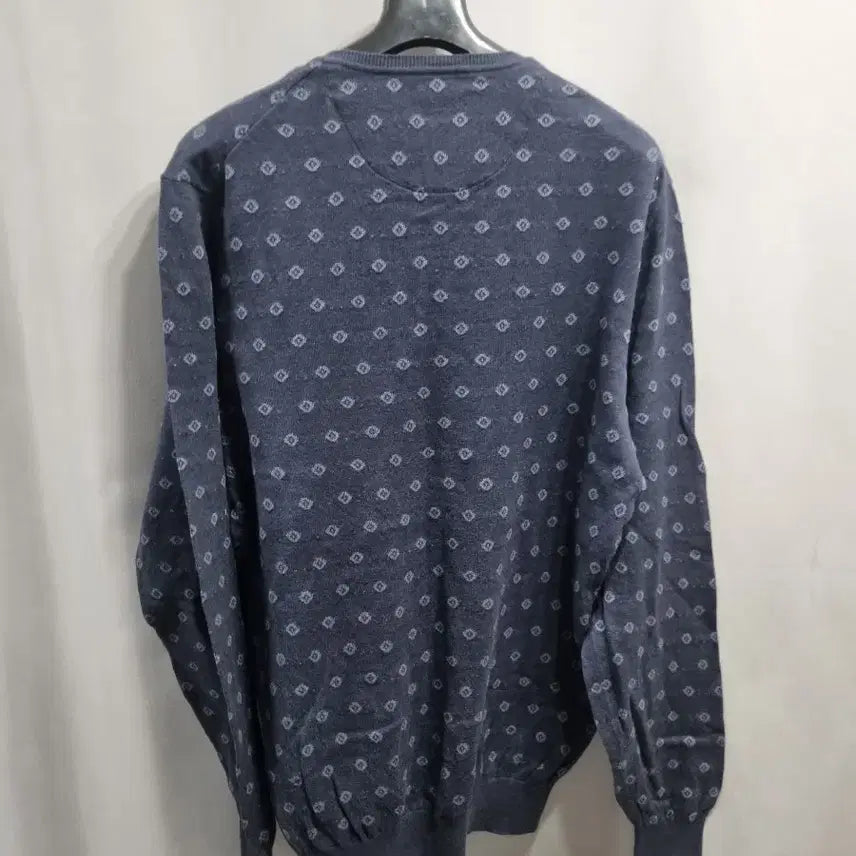 [BUNJANG] Massimo Dutti V-Neck Pattern Knit / Massimo Dutti 브이넥 패턴 니트