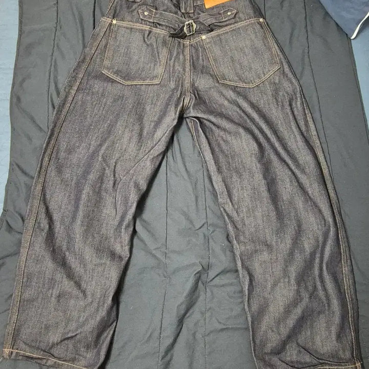 [SOLD OUT] 9999아카이브 Technical Curved Denim Jeans