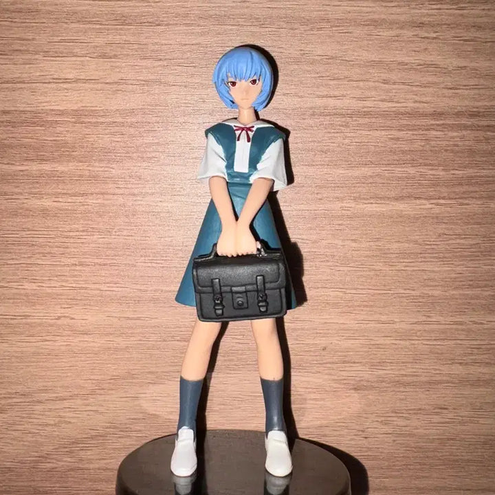 [BUNJANG] Evangelion Rei Ayanami School Uniform Figure / 에반게리온 레이 교복 고전 캡슐 피규어 양도합니다