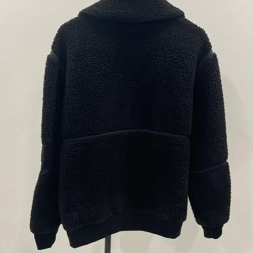 [BUNJANG] Palace Fleece Jacket (Black) M / 팔라스 블랙 뽀글이 플리스 자켓