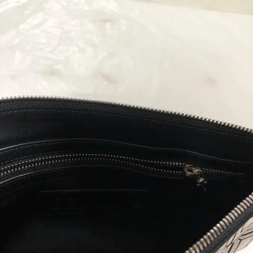 [BUNJANG] Couronne Clutch Bag / 쿠론 클러치백@9960