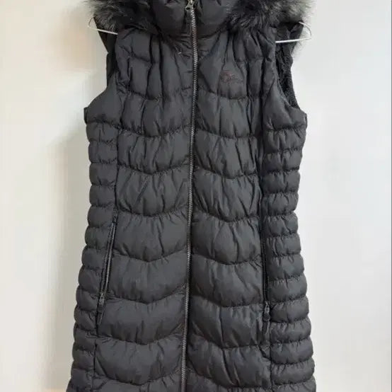 [BUNJANG] Nepa Fox Fur Hooded Padded Vest / 네파 후드 폭스퍼 패딩 조끼