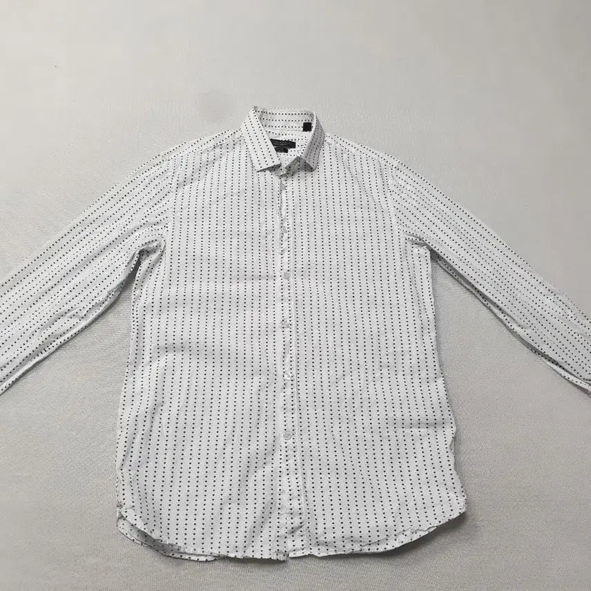 [SOLD OUT] 존바바토스 화이트 도트 긴팔 셔츠 100