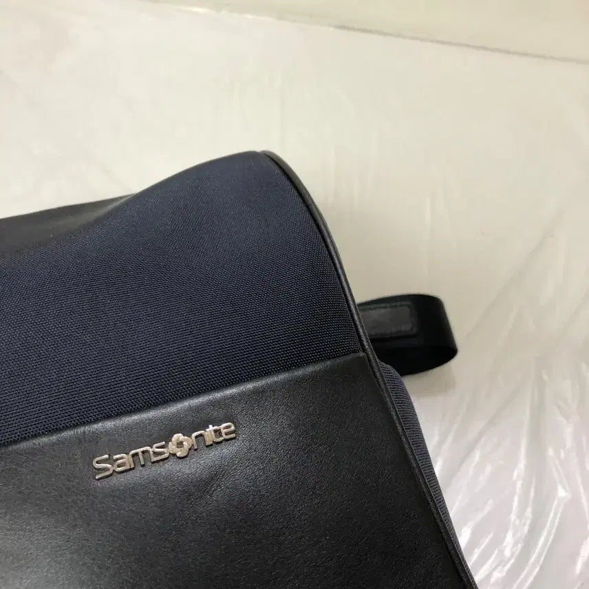 [BUNJANG] Samsonite Duffel Bag Crossbody / 샘소나이트 더플백 크로스백@9920