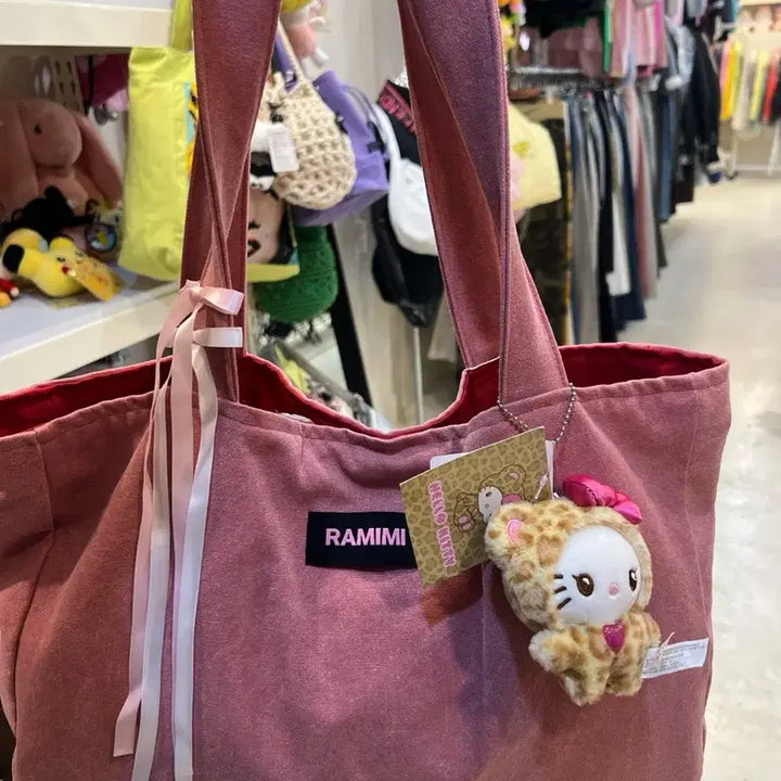 [BUNJANG] RAMIMI Canvas Tote Bag with Kitty Doll / RAMIMI 캔버스 토트백 + 키티 인형