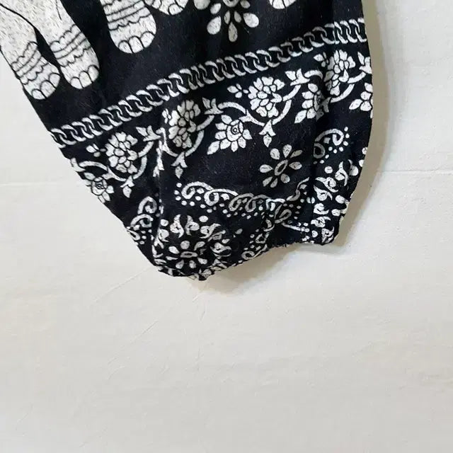 [BUNJANG] Cotton Bending Baggy Pants Black / 프린트 코튼 밴딩 배기 팬츠 블랙