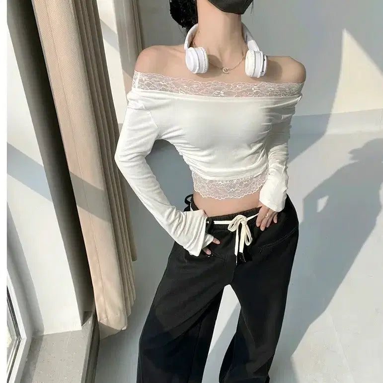 [BUNJANG] Off-the-Shoulder Lace Blouse / [2컬러] 레이스티셔츠 오프숄더티셔츠 오프숄더 레이스 블라우스 어깨트임