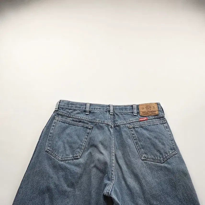 [SOLD OUT] 랭글러 청바지 테이퍼드 미국판 사이즈32 R4568
