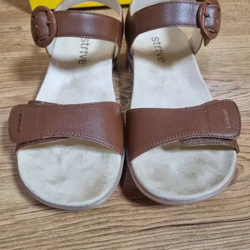 [BUNJANG] Strive Brown Sandals / strive 스트라이브 샌들 브라운 225 230