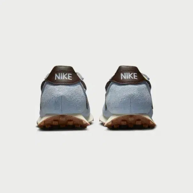 [BUNJANG] Nike D-1000 W Light Armory Blue Coconut Milk Sneakers / 나이키 245 D-1000 W 라이트 아머리 블루 코코넛밀크