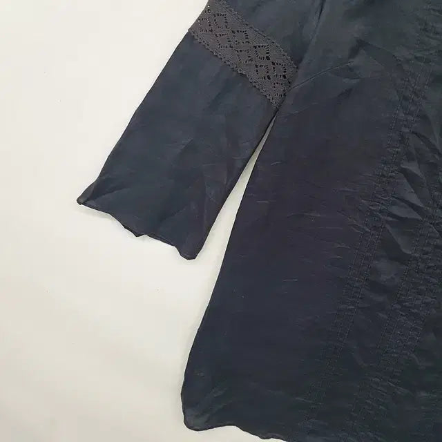 [SOLD OUT] 네이비 린넨 100% 블라우스